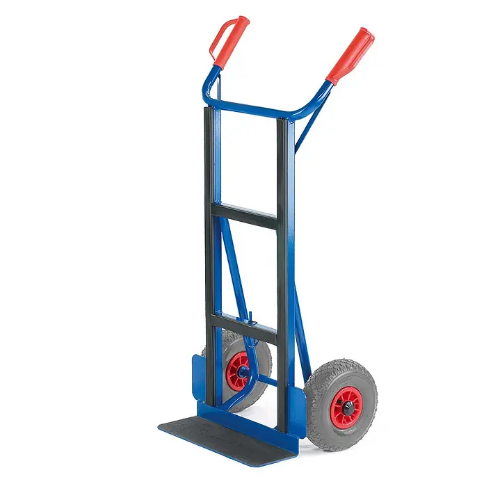 Rollcart Sackkarre Gerätekarre C-Profil mit Schaufelbreite 450mm Luftbereifung - Traglast: 250 kg - Blaue Sackkarre aus Metall mit roten Griffen und schwarzer Ladefläche zum Transport schwerer Gegenstände.