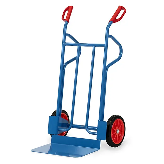 Fetra Sackkarre Stahlrohrkarre mit Vollgummibereifung Höhe 1200mm, Schaufel 300x480mm - Traglast: 250 kg - Blauer Metall-Sackkarren mit roten Kunststoffgriffen und roten Speichenrädern mit schwarzen Reifen, zum Transport von Gegenständen.