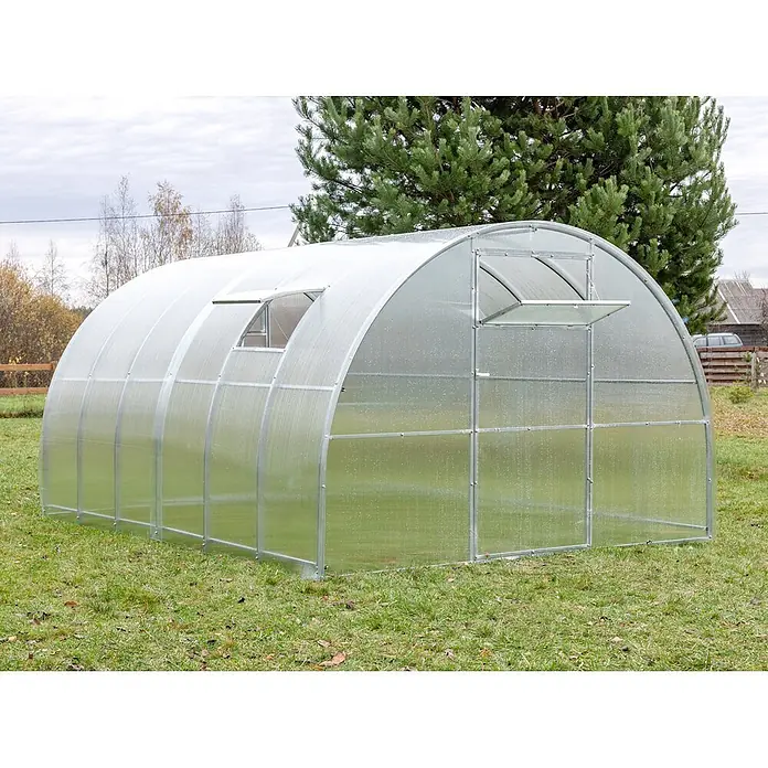 Garten Dream Gewächshaus Titan, 10mm Polycarbonat - Außenmaß inkl. Dachüberstand (B x T): 300 x 400 cm, Material Seitenwand: Kunststoff, 10 mm, Silber - Gewölbtes Gewächshaus aus klarem Polycarbonat mit silbernem Metallrahmen, zwei Dachlüfter offen.