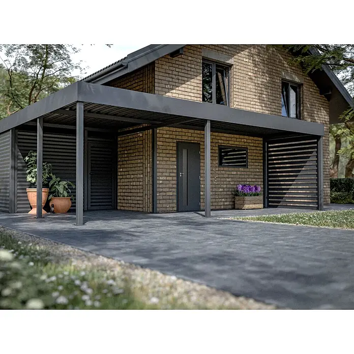 Terrassenüberdachung nach Maß - Stahl, Konfigurierbar - Dunkelgraues Metall-Carport an einem Ziegelhaus, das eine gepflasterte Auffahrt und den Eingang überdacht.