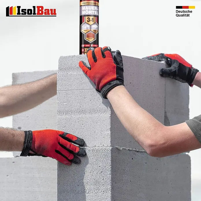 IsolBau Klebeschaum PU Mauermörtel - 6 x 750ml, PU-Reiniger - 500 ml, Schaumpistole - 750 ml - IsolBau 'MAUER-MÖRTEL 3IN1' Spritzschaummörtel zum Verkleben grauer Bausteine von Bauarbeitern mit roten Handschuhen.
