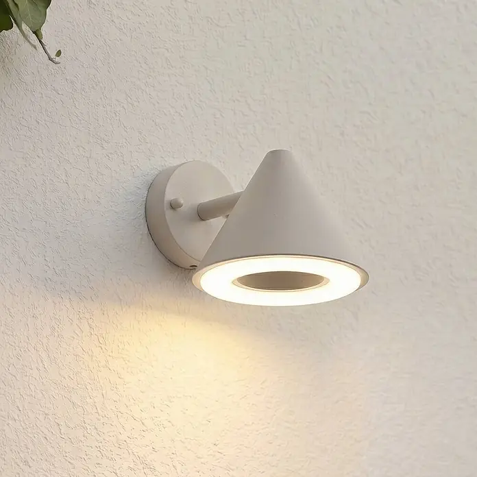 Lindby Außenwandleuchte Soran - alu / grau / zink, alu / grau / zink, IP44 - Hellgraue, konische LED-Wandleuchte, die warmes Licht nach unten abgibt.