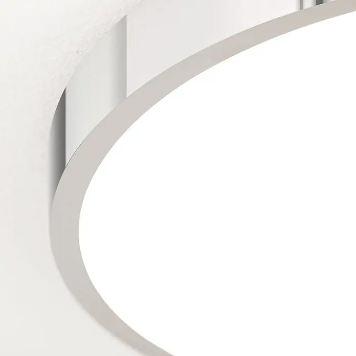 Orion Leuchten LED-Panel rund -  - Gebogene weiße LED-Deckenleuchte mit hellgrauem Rand, hell leuchtend.
