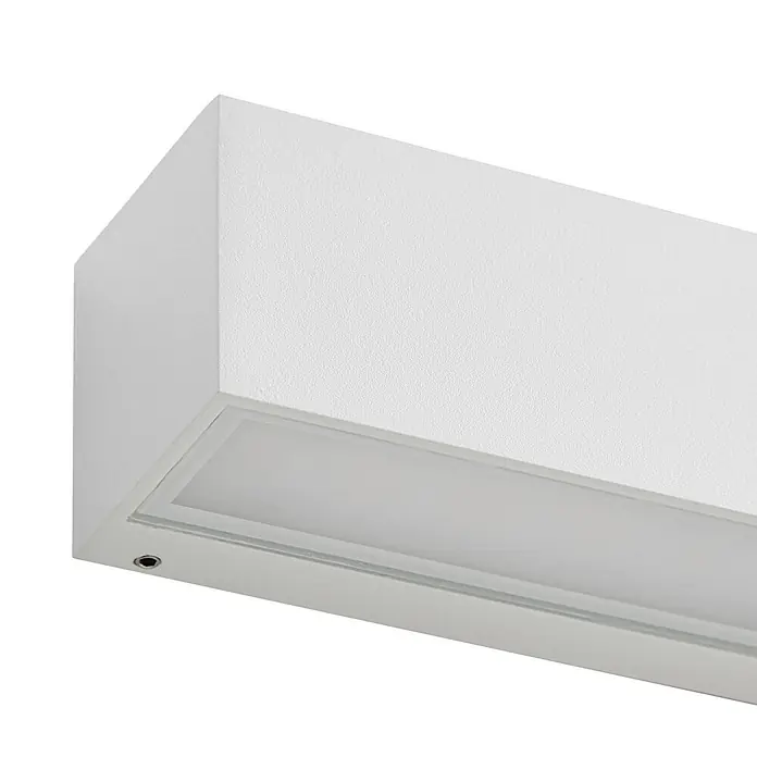 Lucande Außenwandleuchte Lengo - 6 x 25 x 6 cm, weiß / opal, IP65 - Weiße, rechteckige Leuchte mit texturierter Oberfläche und mattiertem Diffusor.
