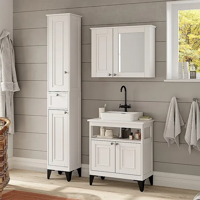 Vicco Badmöbel-Set Vanity Weiß 3 Teile - Weiß, Matt - Weißer Badezimmer-Waschtisch mit Waschbecken und hoher Lagerschrank, beide mit Paneeltüren und schwarzen Beinen.