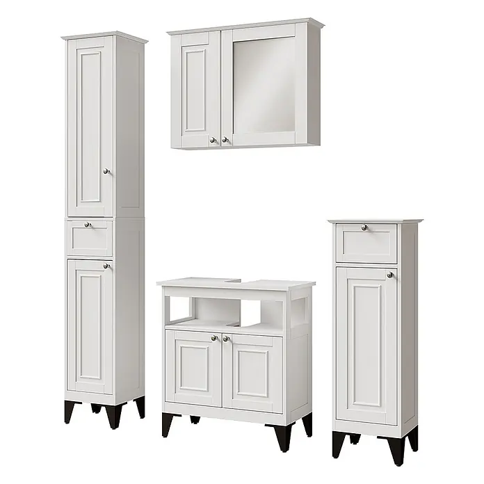 Vicco Badmöbel-Set Vanity Weiß 4 Teile - Weiß, Matt - Set weißer Badschränke: ein Wandschrank mit Spiegel, zwei Hochschränke und ein Waschtischunterschrank, alle mit Kassettentüren und Silberknäufen.