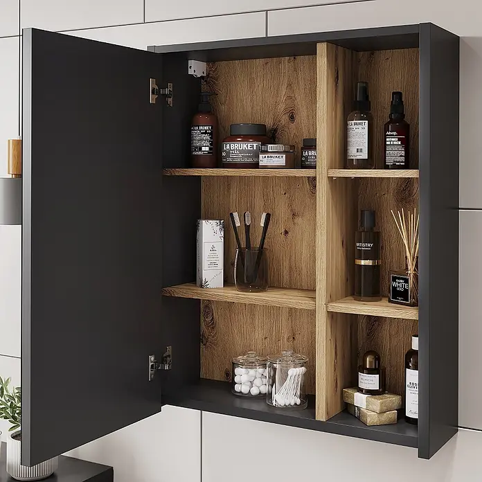Badmöbel-Set Viola 60 cm Grau Art.-Nr. 55215 -  - Dunkelgrauer wandmontierter Badezimmerschrank mit offener Tür, der ein Naturholz-Interieur mit Regalen für Toilettenartikel zeigt.