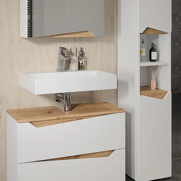 Vicco Badmöbel-Set Marelle Weiß 3 Teile mit Hochschrank - Weiß, Matt - Moderner weißer Badunterschrank mit Holz-Optik-Details, rechteckigem Waschbecken und passendem Hochschrank.