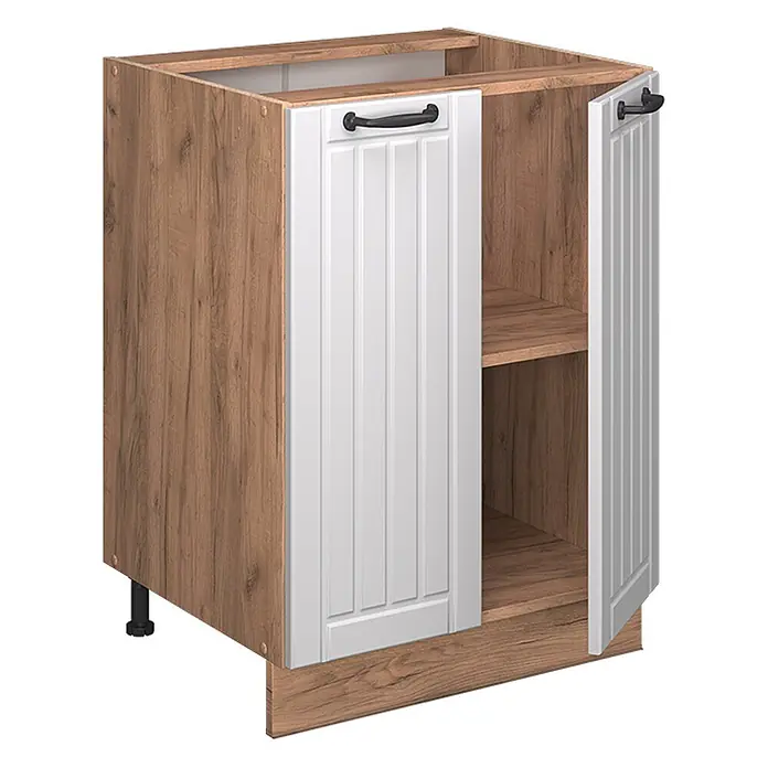 Vicco Schrankküche Fame-Line Weiß Landhaus, AP Eiche - Weiß Landhaus, Unterschrank 60 cm, AP Eiche - Küchenunterschrank in Holzoptik mit weißen Kassettentüren, schwarzen Griffen und einem Einlegeboden; eine Tür ist leicht geöffnet.
