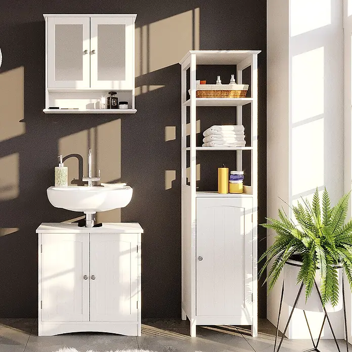 Vicco Badmöbel-Set Bianco Weiß 3 Teile, mit Hochschrank - Gesamtbreite Badmöbel: 100 cm, Weiß, Matt - Weißer Badunterschrank, Spiegelschrank und hoher Badschrank in einem hellen Badezimmer.