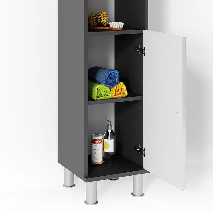 Vicco Badmöbel-Set Fynn Anthrazit 3 Teile, mit Hochschrank - Gesamtbreite Badmöbel: 90 cm, Anthrazit, Glänzend - Hoher, dunkelgrauer Schrank mit offener weißer Tür, zeigt Regale mit Handtüchern und Badartikeln, auf silbernen Füßen.