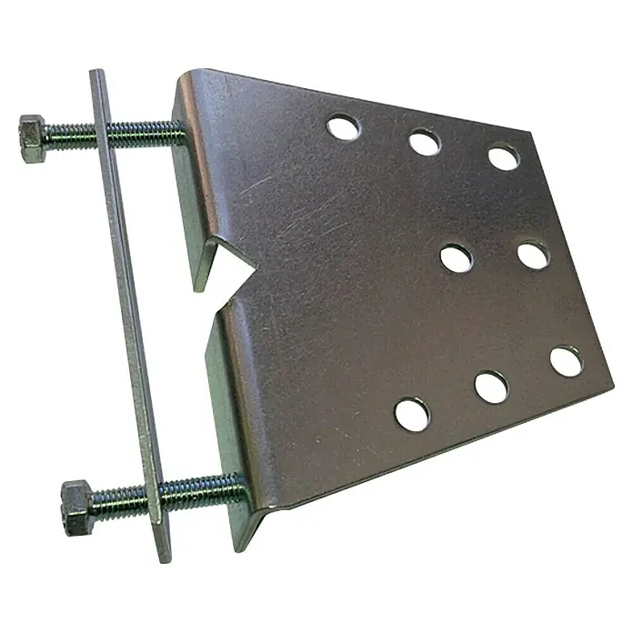 Stabilisierungsplatte - Geeignet für: Küchenarmaturen - Metallwinkel mit Schrauben und Löchern, ein robustes Bauelement für vielfältige Anwendungen im Bau- und Montagebereich.