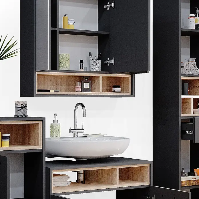 Vicco Badmöbel-Set Beatrice Anthrazit 4 Teile - Gesamtbreite Badmöbel: 156 cm, Anthrazit, Matt - Moderne dunkelgraue Badmöbel mit integriertem weißen Waschbecken und hellen Holzregalen, bestückt mit Toilettenartikeln.