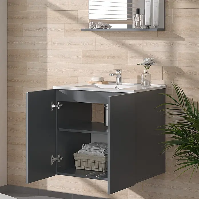 Vicco Badmöbel-Set Izan Grau 2 Teile - Gesamtbreite Badmöbel: 61,8 cm, Grau, Matt - Dunkelgrauer wandmontierter Waschtisch mit weißem Waschbecken, eine Tür offenbart Stauraum.