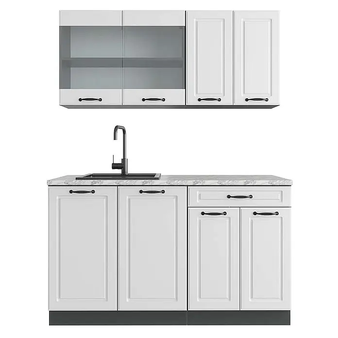 Vicco Singleküche R-Line Weiß Landhaus/Anthrazit, AP Marmor - Breite: 140 cm, Weiß Landhaus, Mit AP Marmor - Weiße Küchenzeile mit schwarzen Griffen, einer Arbeitsplatte in Marmoroptik und einer schwarzen Spüle und Armatur.