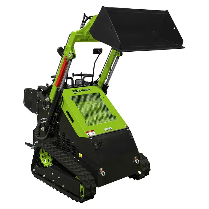 Zipper Kompaktlader ZI-MKL720 - 16,8 kW, Traglast: 220 kg - Grün-schwarzer Mini-Skid-Steer-Lader mit Raupenantrieb und Frontladerschaufel.
