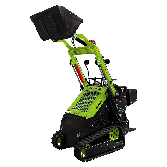 Zipper Kompaktlader ZI-MKL620 - 7,1 W, Traglast: 180 kg - Grüner und schwarzer Kompaktkettenlader mit Frontschaufel und robusten Ketten für den Materialtransport.