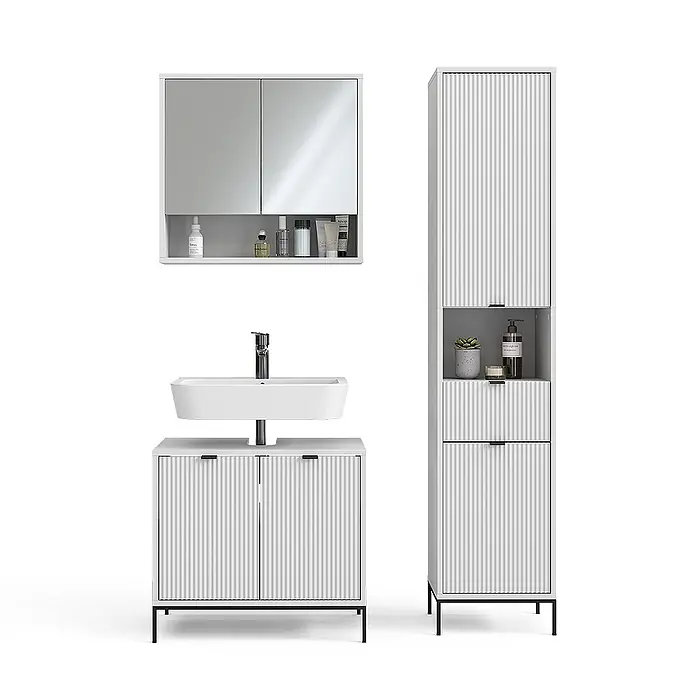 Vicco Badmöbel-Set Eliza Weiß 3 Teile, mit Hochschrank - Gesamtbreite Badmöbel: 110 cm, Weiß, Matt - Weißes geriffeltes Badmöbelset: Waschtisch mit Waschbecken, Spiegelschrank und hoher Hochschrank mit schwarzen Beinen und Griffen.