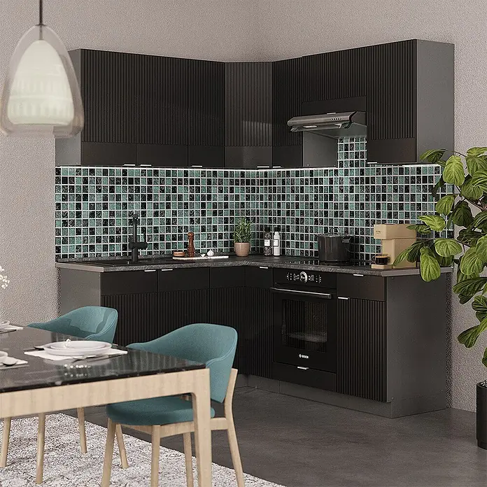 Vicco Eckküche Fame-Line Schwarz gestreift/Anthrazit, AP Eiche - B x T: 190 x 60 cm, Schwarz gestreift, Ohne Elektrogeräte - Schwarze Eckküchenzeile mit geriffelten Türen, integriertem Backofen und Spüle, in einer Küche mit Mosaikfliesen.