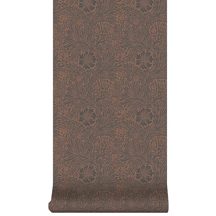 William Morris At Home Vliestapete Vliestapete Ringelblume, faserig - Kupfer/Schwarz, Floral, 10 x 0,52 m - Rolle floral gemusterter Tapete in Anthrazitgrau und gesprenkeltem Rostbraun.