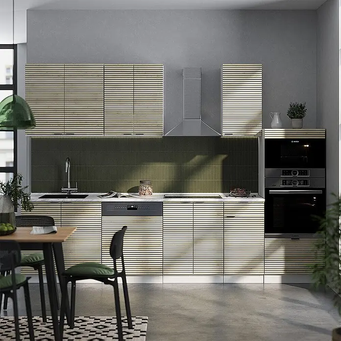 Vicco Küchenzeile Fame-Line Eiche Paneel/Weiß mit Hochschrank, AP Anthrazit - Breite: 300 cm, Eiche Paneel, Ohne Elektrogeräte - Moderne Küche mit Lamellenschränken aus Holz, dunkelgrünem Fliesenspiegel, Einbaugeräten und Essbereich.