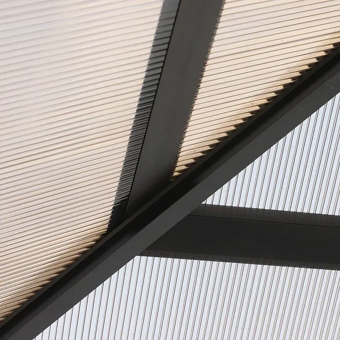 Outsunny Standard-Pavillon - Farbe Gestell: Grau, Metall - Transparente gerippte Dachplatten mit dunklen Tragbalken für eine lichtdurchlässige Konstruktion.