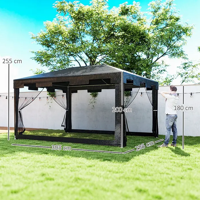 Outsunny Standard-Pavillon - Farbe Gestell: Schwarz, Metall - Dunkelbrauner Outdoor-Pavillon mit Moskitonetzen im Garten. Maße 395x295x255 cm, mit Person zur Größenreferenz.