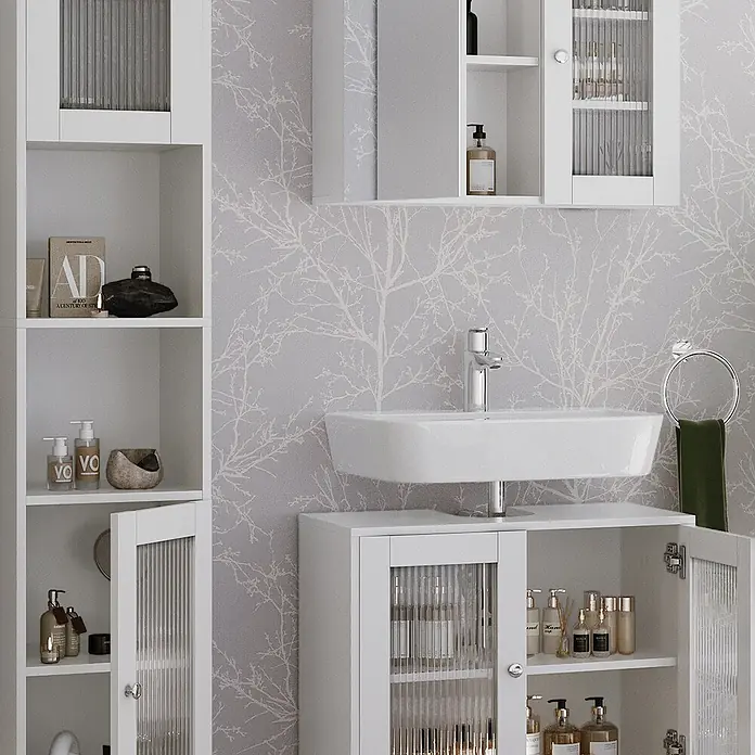 Vicco Badmöbel-Set Malte Weiß 3 Teile mit Hochschrank - Weiß, Matt - Weiße Badezimmerschränke mit geriffelten Glastüren und offenen Regalen in modernem Badambiente.