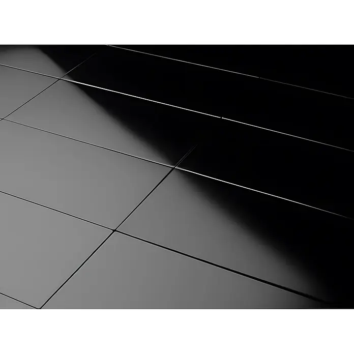 ALLOY Mosaikfliese Mosaik Fliese massiv Metall Titan hochglanz dunkelgrau 1,6mm Subway-Ti-SM - 76 x 152 mm, Schwarz, Grau, Hochglänzend - Nahaufnahme von eleganten, dunklen, reflektierenden Geometrieplatten mit scharfen Linien und Glanzlichtern.