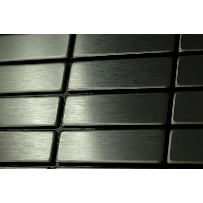 ALLOY Mosaikfliese Mosaik Fliese massiv Edelstahl gebürstet grau 1,6mm stark Cabin-S-S-B - 316 x 329 mm, Grau, Silber, Sonstiges - Gebürstete metallische rechteckige Paneele bilden ein strukturiertes Gitter.