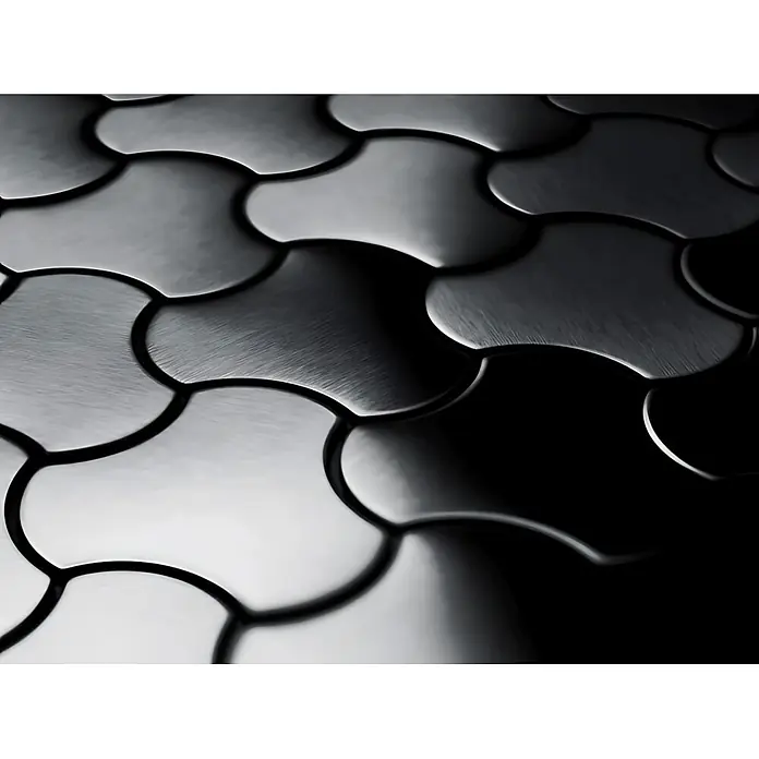 ALLOY Mosaikfliese Mosaik Fliese massiv Metall Titan gebürstet dunkelgrau 1,6mm Ubiquity-Ti-SB - 270 x 325 mm, Schwarz, Grau, Sonstiges - Ineinandergreifende dunkle Metallfliesen mit gebürsteter Oberfläche, die ein dekoratives Muster bilden.