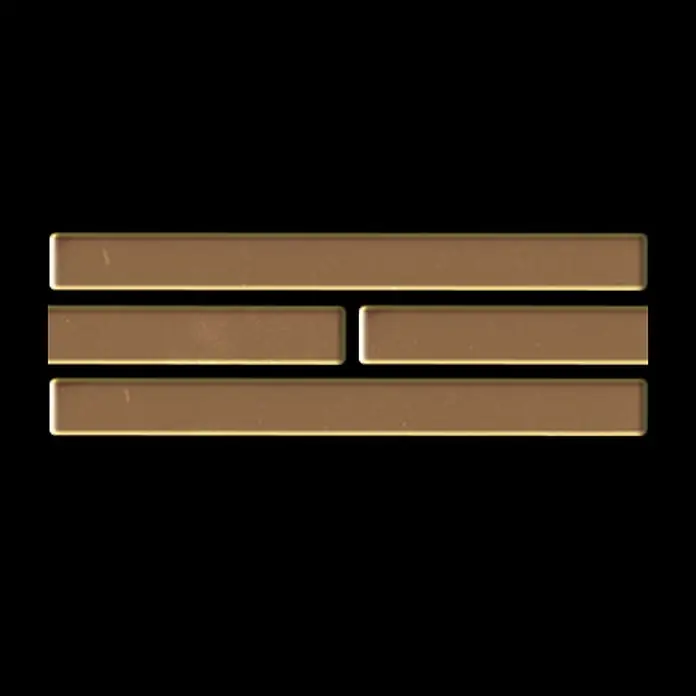 ALLOY Mosaikfliese Mosaik Fliese massiv Titan hochglänzend kupfer 1,6mm stark Deedee-Ti-AM - 316 x 247 mm, Bronze, Hochglänzend - Bronzefarbenes Symbol: drei horizontale Balken, der mittlere in zwei Segmente geteilt.