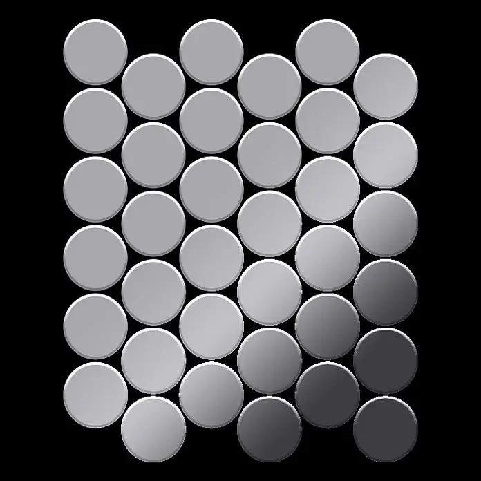 ALLOY Mosaikfliese Mosaik Fliese massiv Edelstahl marine hochglanz grau Medallion-S-S-MM - 313 x 256 mm, Grau, Silber, Blau, Hochglänzend - Eine unregelmäßige Anordnung glatter, runder Knöpfe, die allmählich von glänzendem Hellgrau zu mattem Dunkelgrau auf schwarzem Hintergrund übergehen.