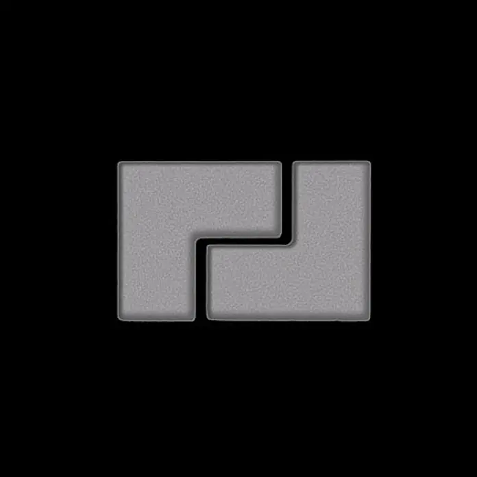 ALLOY Mosaikfliese Mosaik Fliese massiv Metall Edelstahl matt grau 1,6mm stark Kink-S-S-MA - 307 x 304 mm, Grau, Silber, Matt - Zwei ineinandergreifende, strukturierte hellgraue L-förmige Puzzleteile.