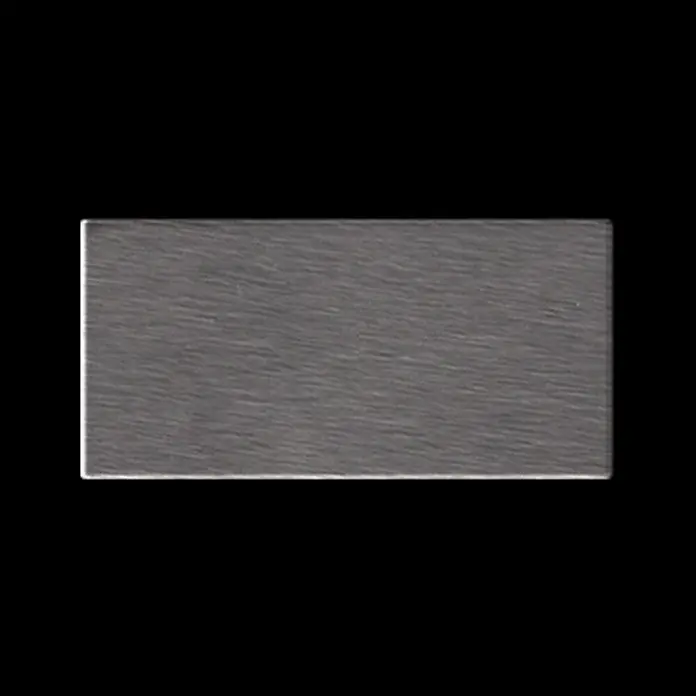 ALLOY Mosaikfliese Mosaik Fliese massiv Edelstahl gebürstet grau 1,6mm stark Subway-S-S-B - 76 x 152 mm, Grau, Silber, Sonstiges - Eine rechteckige dunkelgraue Platte aus gebürstetem Metall.