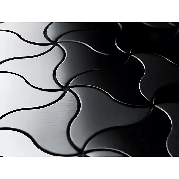 ALLOY Mosaikfliese Mosaik Fliese massiv Titan gebürstet dunkelgrau 1,6mm stark Ninja-Ti-SB - 313 x 255 mm, Schwarz, Grau, Sonstiges - Metallische, wellenförmige ineinandergreifende Fliesen mit Farbverlauf von hellem Silber zu Schwarz, bilden ein dekoratives Muster.