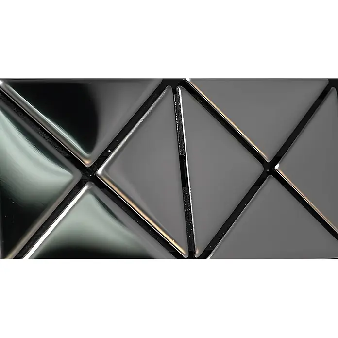 ALLOY Mosaikfliese Mosaik Fliese massiv Edelstahl hochglänzend grau 1,6mm stark Deco-S-S-M - 303 x 303 mm, Grau, Silber, Hochglänzend - Reflektierendes metallisches geometrisches Muster aus silbergrauen Dreiecken und Vierecken, durch dunkle Linien getrennt, bildet eine facettierte Oberfläche.