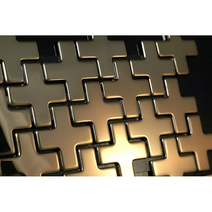 ALLOY Mosaikfliese Mosaik Fliese massiv Metall Titan hochglanz gold 1,6mm Swiss Cross-Ti-GM - 322 x 322 mm, Gold, Hochglänzend - Glänzende goldene metallische ineinandergreifende Kreuzformen bilden ein sich wiederholendes Muster.