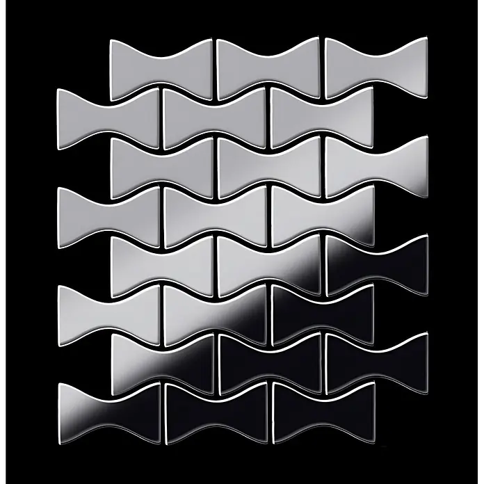 ALLOY Mosaikfliese Mosaik Fliese massiv Edelstahl marine hochglanz grau 1,6mm Kismet-S-S-MM - 329 x 299 mm, Grau, Silber, Blau, Hochglänzend - Ineinandergreifende geometrische Metallfliesen in Silber-Schwarz-Verlauf, die ein wellenförmiges Muster bilden.