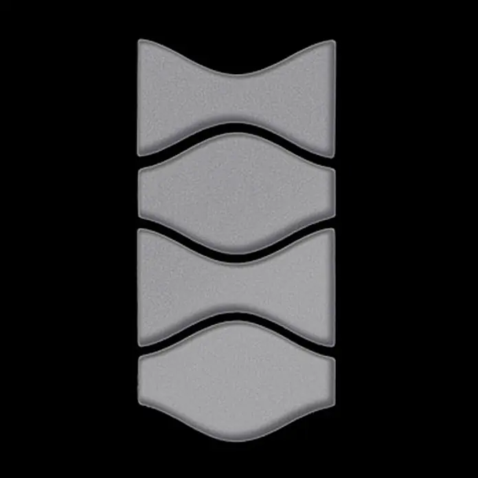 ALLOY Mosaikfliese Mosaik Fliese massiv Metall Edelstahl matt grau 1,6mm Kismet & Karma-S-S-MA - 299 x 299 mm, Grau, Silber, Matt - Vier miteinander verbundene graue, strukturierte, wellenförmige Pads, geeignet als Griff oder Dekoration.