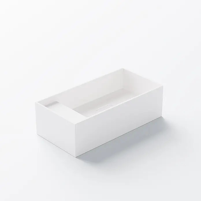 Vola Waschtisch - 0 x 0 cm - Rechteckiges weißes Waschbecken mit flachem Boden und integriertem Abfluss, einer erhöhten Ablage an einer Seite.
