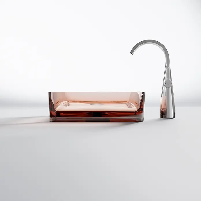 Vola Waschtisch -  - Rechteckiges Waschbecken aus transparentem Braunglas mit modernem Chromhahn.