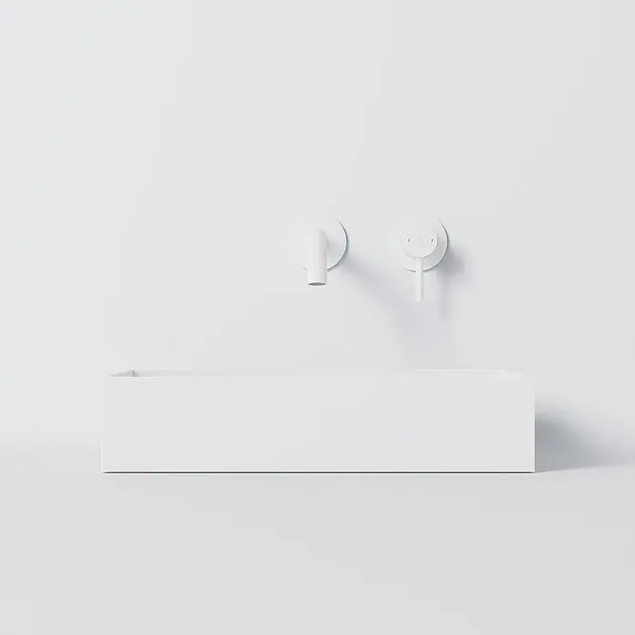 Vola Waschtisch - 0 x 0 cm - Weißer Wandhahn und rechteckiges Waschbecken in minimalistischem Design.
