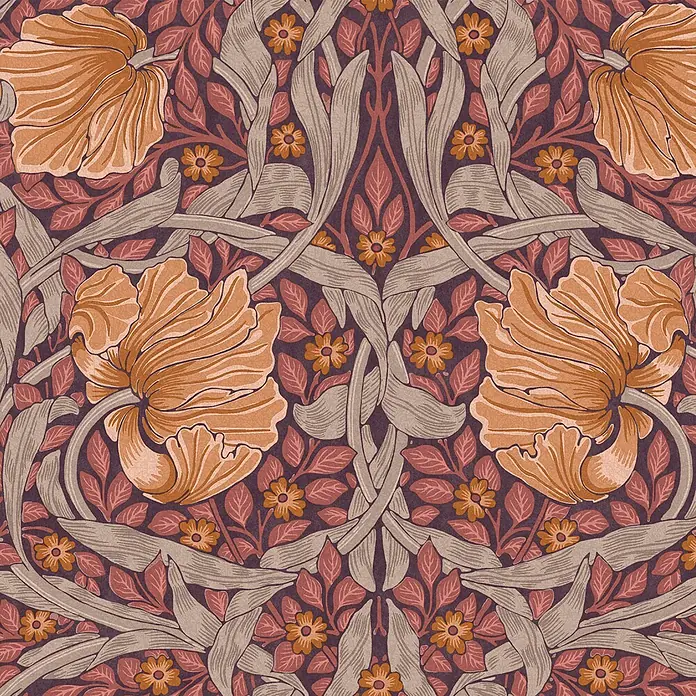 William Morris At Home Vliestapete Pimpernel Blumen - Lila, Floral, 1.000 x 52 cm - Wiederholendes Blumenmuster mit großen orange-braunen Blüten und verschlungenen Blättern.