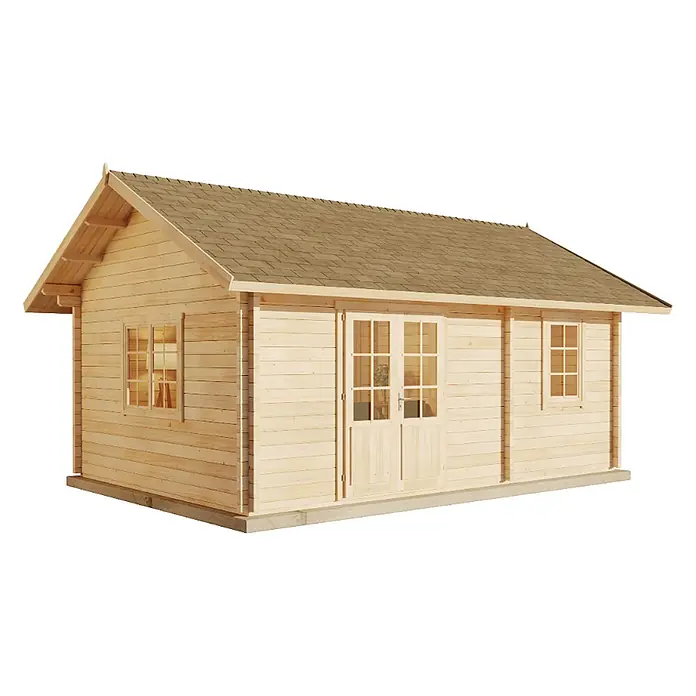 Alpholz Gartenhaus Arizona - Außenmaß inkl. Dachüberstand (B x T): 678 x 470 cm, Holz, Naturbelassen - Helle Holzblockhütte mit braunem Schindeldach, Doppeltüren und mehreren Fenstern.