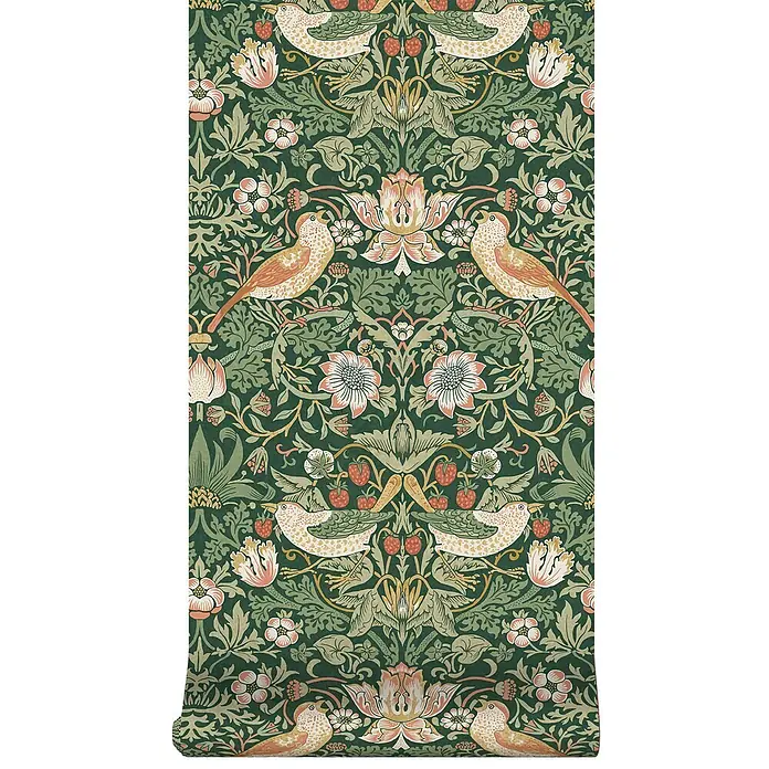 William Morris At Home Vliestapete Vliestapete Erdbeerdieb - Dunkelgrün, Floral, 10 x 0,52 m - Tapetenrolle mit dunkelgrünem Hintergrund und detailreichem Muster aus Vögeln, Blumen und Beeren in Hellgrün, Pfirsich und Goldtönen.
