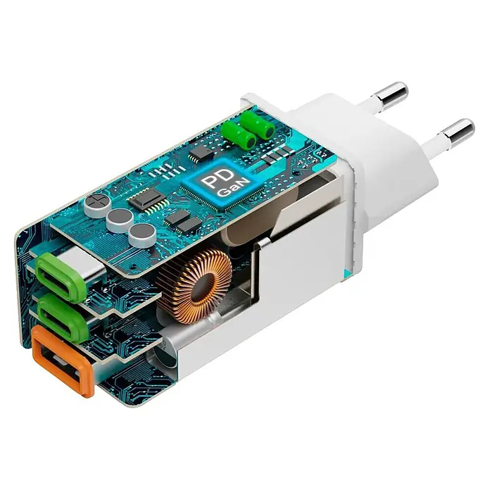 Hama Schnellladegerät 00201996 GaN 2x USB-C 1x USB-A Mini PD 65 W - Weiß - Schnittansicht eines weißen GaN-Ladegeräts mit Eurostecker, das blaue Leiterplatten, einen 'PD GaN'-Chip und mehrere USB-C-Anschlüsse zeigt.