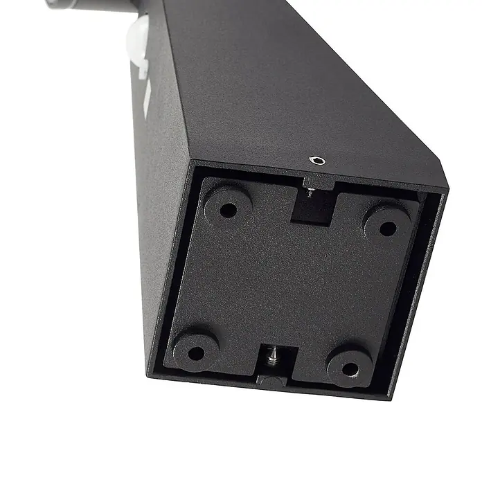 Lindby Außensockelleuchte Raide -  - Mattschwarze, texturierte Metall-Außenleuchte mit sichtbaren Befestigungslöchern und Sensor.