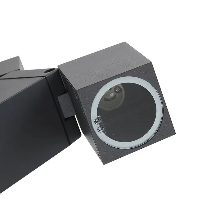 Lindby Außenlaterne Othil - 6,5 x 6,5 x 80 cm - Schwarze, würfelförmige, verstellbare LED-Wandleuchte mit runder Glasabdeckung.
