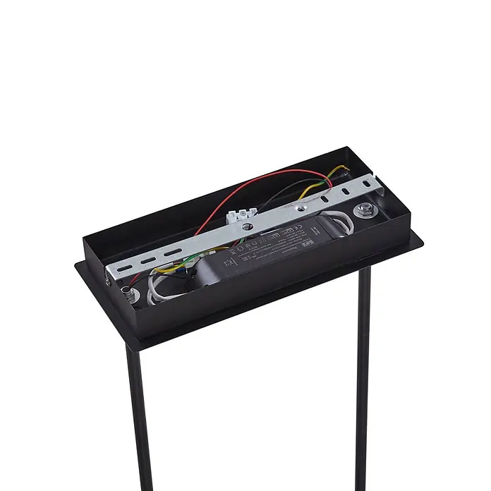 Lucande Pendelleuchte Kassi - klar / transparent, gold, kristall, Schwarz - Interne Ansicht eines schwarzen Metall-Leuchtengehäuses mit LED-Treiber, Verkabelung und Montagehalterung.